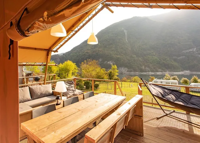 Glamping Holidays - Gajole Arsie